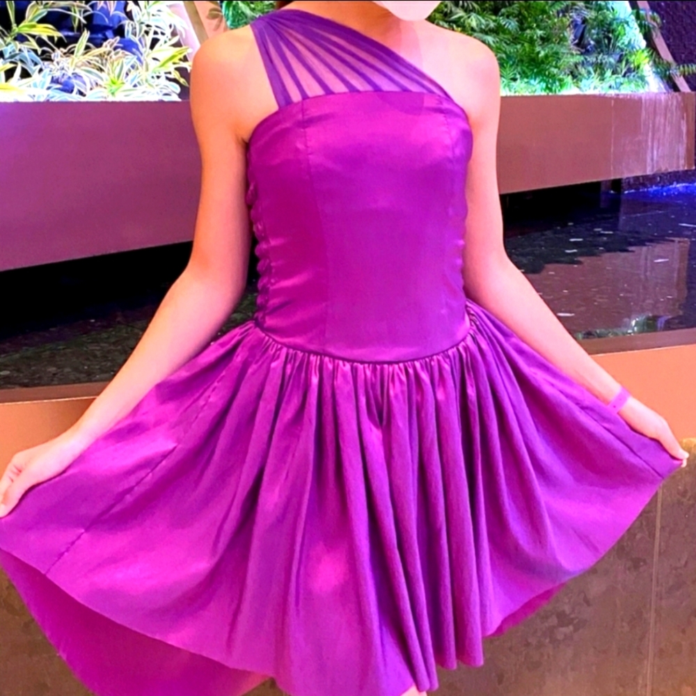 One shoulder satin dress